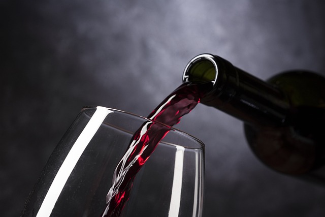 4 metode rapide de răcire a unei sticle de vin